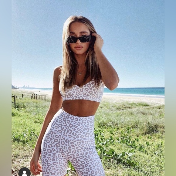 Lahana Active Bike Short Leopard Print - Picture 2 of 7